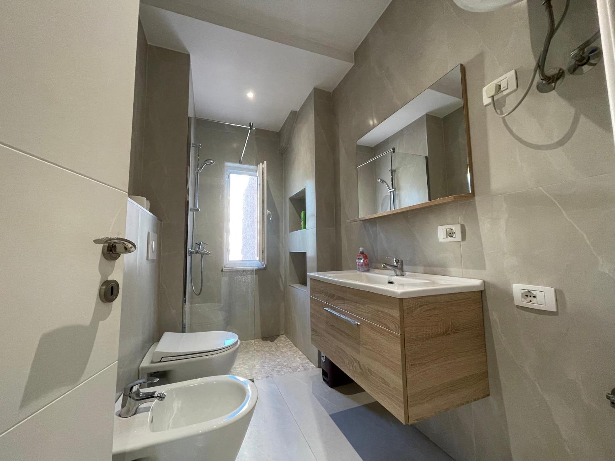 Apartment Kadare City-Center Apartment With Balcony Tirana