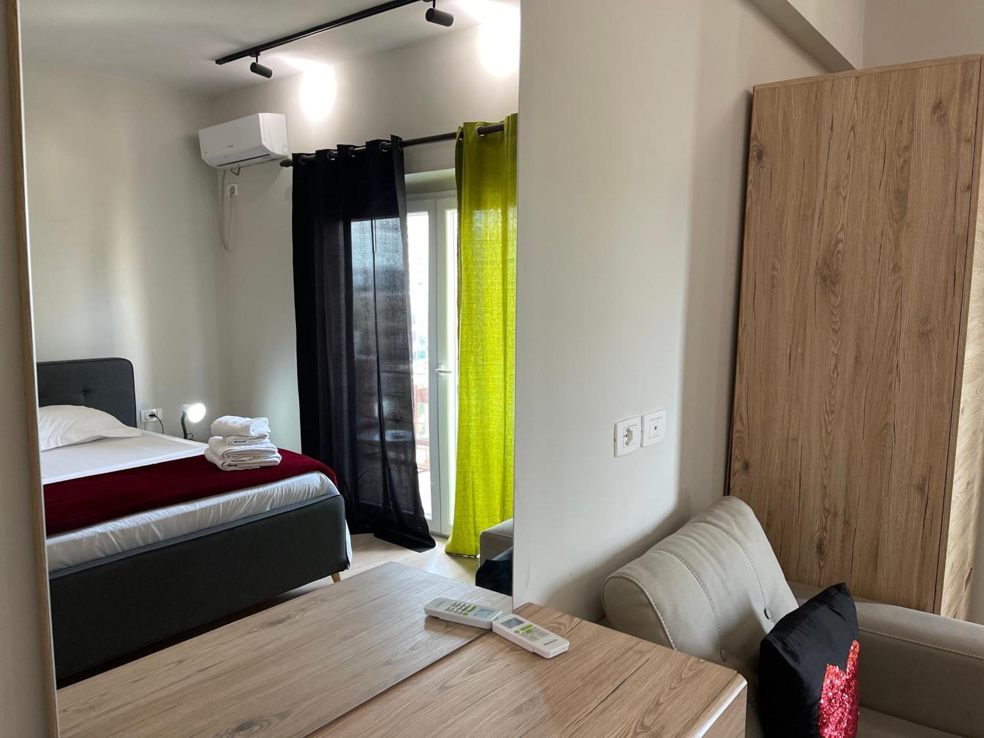 Apartment Kadare City-Center Apartment With Balcony Tirana
